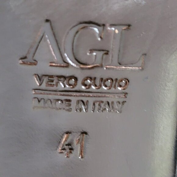 AGL Italian Leather Heels - Patent Toe with Silver Harddware - Size 9.5 - Picture 7 of 8